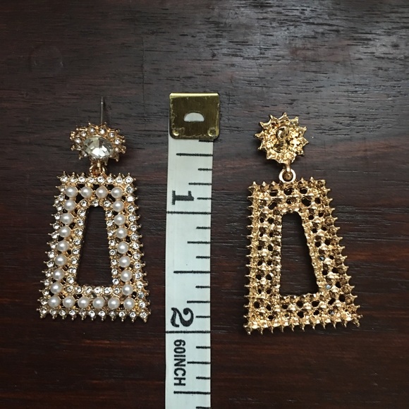 SOLD OUT Gold Pearl Rhinestone Drop Earrings - Picture 6 of 6